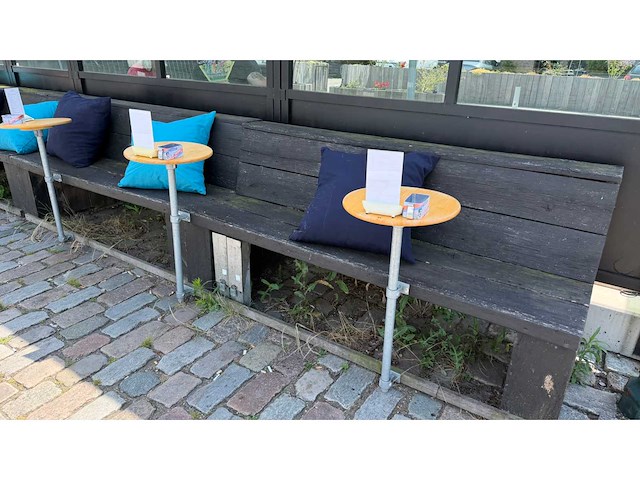 4-delige terrasbank met tafel en singcall service menukaarthouder - afbeelding 8 van  14