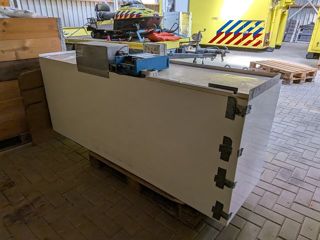 4-deurs koelcontainer - afbeelding 10 van  11
