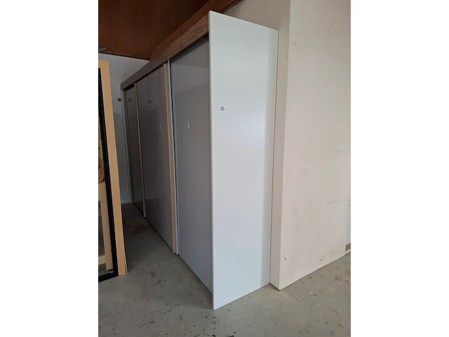 4-deurs schuifdeurkast rauch, imperial - afbeelding 1 van  8