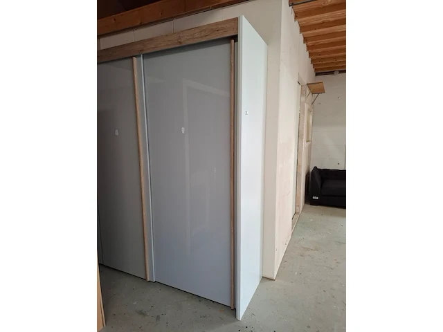 4-deurs schuifdeurkast rauch, imperial - afbeelding 2 van  8