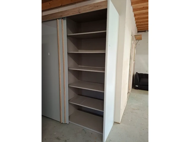 4-deurs schuifdeurkast rauch, imperial - afbeelding 5 van  8