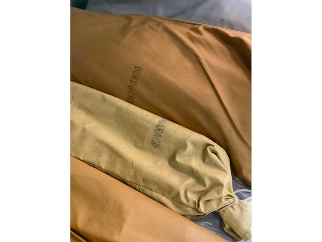 4 esvo tenten - afbeelding 4 van  5