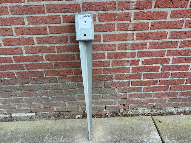 4 gegalvaniseerde grondankers 10/10cm - afbeelding 1 van  1
