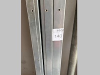 4 gegalvaniseerde palen 6 x 6 cm, 2,7 m - afbeelding 1 van  2