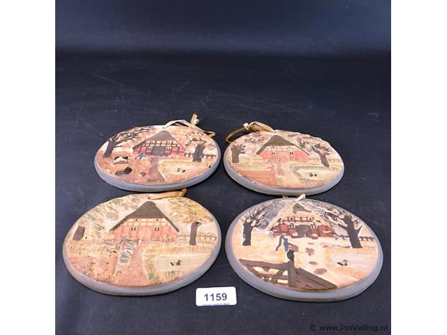 4 handbeschilderde gipsen plaques - afbeelding 1 van  5
