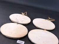 4 handbeschilderde gipsen plaques - afbeelding 5 van  5