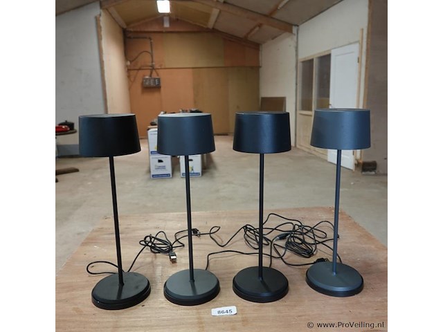 4 ijzeren lampen - afbeelding 1 van  5