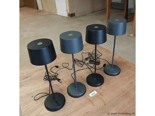 4 ijzeren lampen - afbeelding 2 van  5