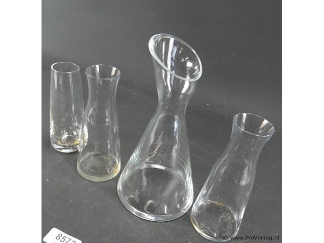 4 kannen/vazen w.o. luigi bormioli italy - afbeelding 4 van  5