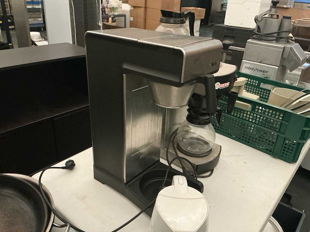 4 koffiemachines en 1 waterkoker - afbeelding 5 van  5