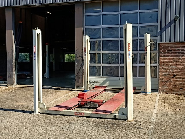 4-koloms hefbrug met ingebouwde krik, stertil koni, st-4040-s capaciteit 4000 kg, 2007 - afbeelding 2 van  8