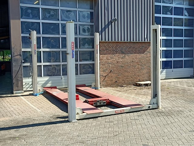 4-koloms hefbrug met ingebouwde krik, stertil koni, st-4040-s capaciteit 4000 kg, 2007 - afbeelding 3 van  8