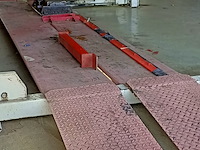 4-koloms hefbrug met ingebouwde krik, stertil koni, st-4040-s capiciteit 4000 kg, 2007 - afbeelding 3 van  12