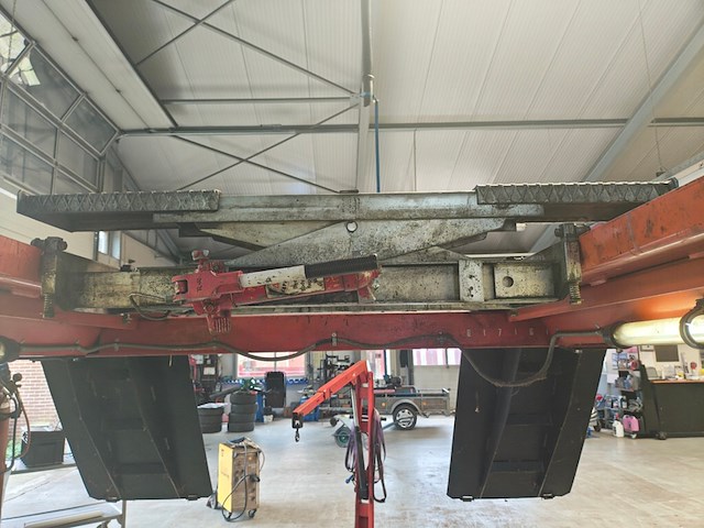 4-kolomsbrug extra breed en lang met brug lift, istobal, 5000 kg - afbeelding 3 van  12