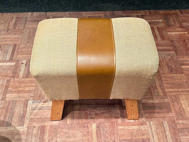 4 krukjes en bijzettafel - afbeelding 2 van  6