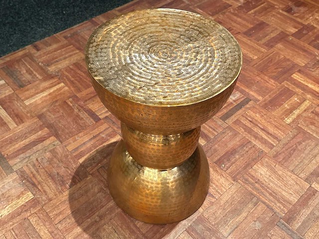 4 krukjes en bijzettafel - afbeelding 6 van  6