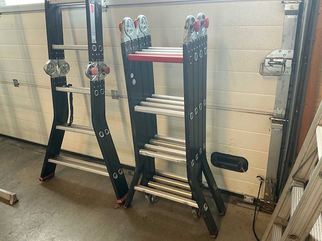 4 ladders 3 x altrex 1 x little jumbo ladder en trap - afbeelding 3 van  12