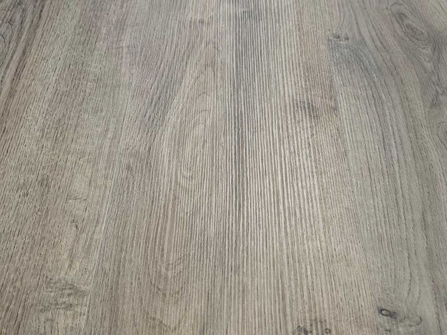 4 m2 laminaat plank - 1380 x 193 x 7 mm - afbeelding 1 van  3