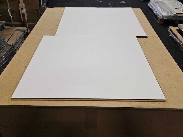 4 m2 laminaat tegel - 610 x 610 x 8 mm - afbeelding 3 van  3