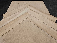 4 m2 pvc dryback visgraat - 730 x 146 x 2,5 mm - afbeelding 2 van  3