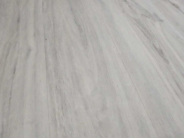 4 m2 pvc spc click plank - 1500 x 200 x 6 mm - afbeelding 1 van  3