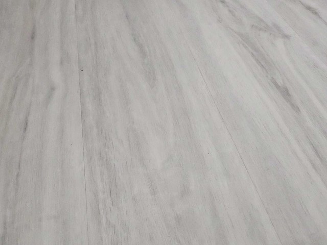 4 m2 pvc spc click plank - 1500 x 200 x 6 mm - afbeelding 1 van  3