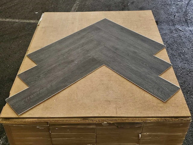 4 m2 pvc spc click visgraat - 610 x 150 x 5 mm - afbeelding 3 van  3