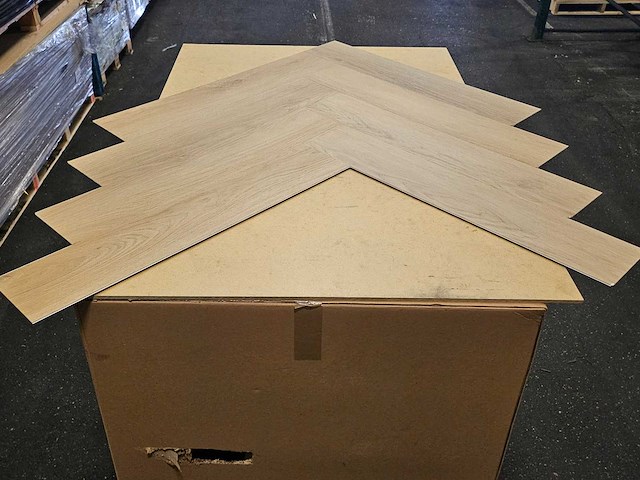 4 m2 pvc spc click visgraat - 750 x 150 x 6,5 mm - afbeelding 3 van  3