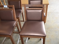 4 modern houten barkrukken bruine rug en zit - afbeelding 3 van  6