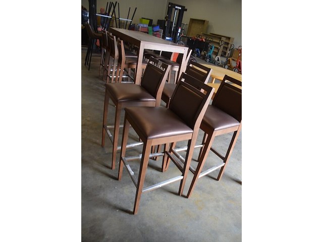 4 modern houten barkrukken bruine rug en zit - afbeelding 4 van  6