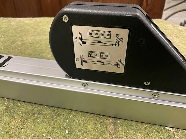 4 mtr. - telescopische meetstok - afbeelding 6 van  11