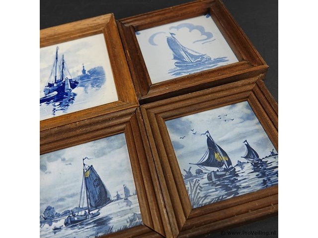 4 oude tegels in houten lijsten - afbeelding 3 van  5