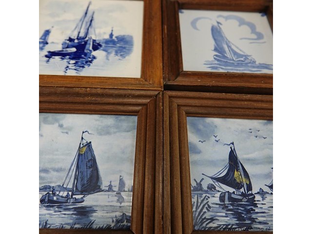 4 oude tegels in houten lijsten - afbeelding 4 van  5