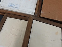 4 oude tegels in houten lijsten - afbeelding 5 van  5