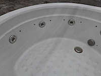 4 persoons jacuzzi en buitenspa - afbeelding 8 van  21