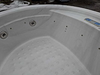 4 persoons jacuzzi en buitenspa - afbeelding 5 van  21