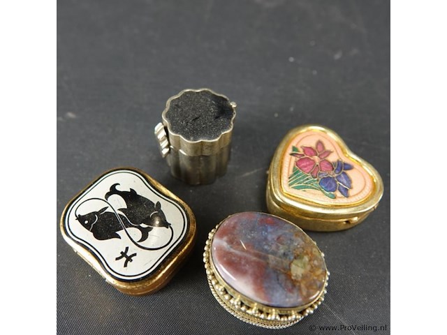 4 pillendozen - afbeelding 2 van  5