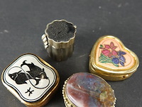 4 pillendozen - afbeelding 2 van  5