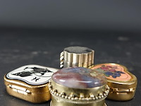 4 pillendozen - afbeelding 3 van  5