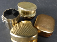 4 pillendozen - afbeelding 5 van  5