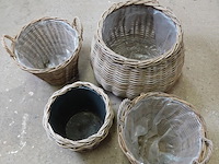 4 rieten manden - afbeelding 4 van  5