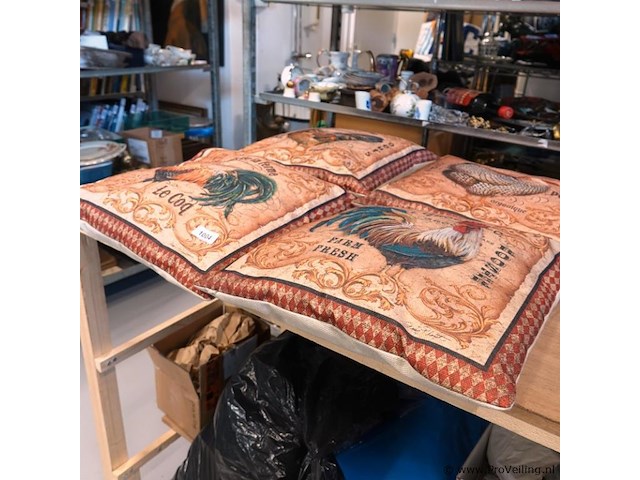 4 schone kussens (z.g.a.n.) kussen met hanendecor - afbeelding 3 van  5