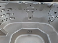 4 season 6 persoons jacuzzi en buitenspa - afbeelding 2 van  29