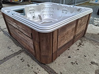 4 season 6 persoons jacuzzi en buitenspa - afbeelding 6 van  29