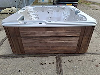 4 season 6 persoons jacuzzi en buitenspa - afbeelding 7 van  29