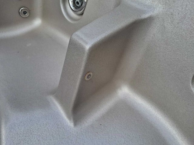 4 season 6 persoons jacuzzi en buitenspa - afbeelding 18 van  29