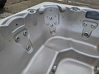 4 season 6 persoons jacuzzi en buitenspa - afbeelding 29 van  29