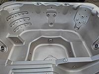 4 season 6 persoons jacuzzi en buitenspa - afbeelding 26 van  29