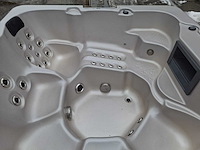 4 season spa 5 persoons jacuzzi en buitenspa - afbeelding 2 van  27
