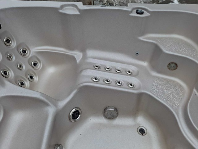 4 season spa 5 persoons jacuzzi en buitenspa - afbeelding 5 van  27